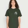 Vintage Supply VERITAS SAPIENTA CHEST EMBROIDERY TEE - Print T-shirt - Forest Green