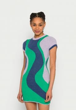 Vintage Supply DRESS IN SWIRLY FLUFFY YARN - Jumper Dress - Multi