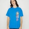 Vintage Supply SPACE CHEST PATCHES TEE - Print T-shirt - Royal Blue