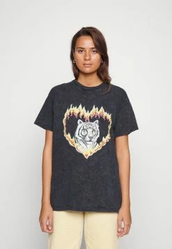 Vintage Supply OVERSIZED WITH FLAMING TIGER GRAPHIC - Print T-shirt - Snow Wash Black