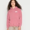 Vintage Supply OVERDYE HOODIE WITH CORE CHEST LOGO UNISEX - Sweatshirt - Rust Pink