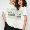 Vintage Supply CALLABASAS VOLLEYBALL GRAPHIC UNISEX - Print T-shirt - Overdyed Off White