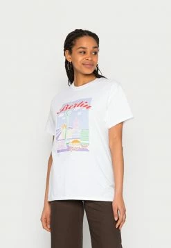 Vintage Supply TOURIST BERLIN GRAPHIC - Print T-shirt - White