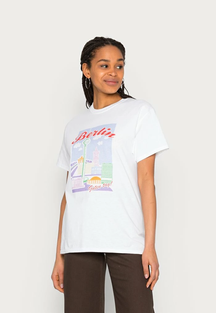 TOURIST BERLIN GRAPHIC - Print T-shirt - white