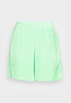 Vintage Supply VELOUR - Shorts - Green 8 Vintage Supply VELOUR - Shorts - Green -Vintage Supply Sales 69a325f0a685447fb3e30cad08030e32