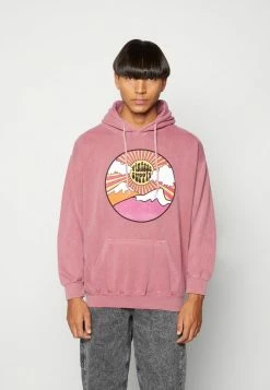 Vintage Supply OVERDYE HOODIE WITH TRIPPY MOUNTAIN GRAPHIC UNISEX - Sweatshirt - Rust Pink