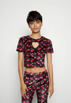 Vintage Supply HEART CUT OUT DETAIL IN CHERRIES PRINT - Print T-shirt - Multi
