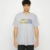 Vintage Supply SPORTS CLUB TEE - Print T-shirt - Grey