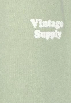 Vintage Supply CORE LOGO SHORTS UNISEX - Shorts - Overdye Green 9 Vintage Supply CORE LOGO SHORTS UNISEX - Shorts - Overdye Green -Vintage Supply Sales 9974334d478441e49636b0e41426a7d4