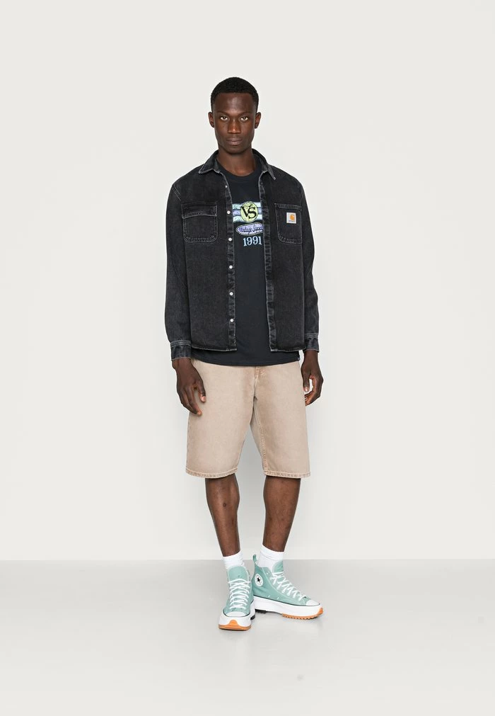 FRONT PRINT TEE - Print T-shirt - black